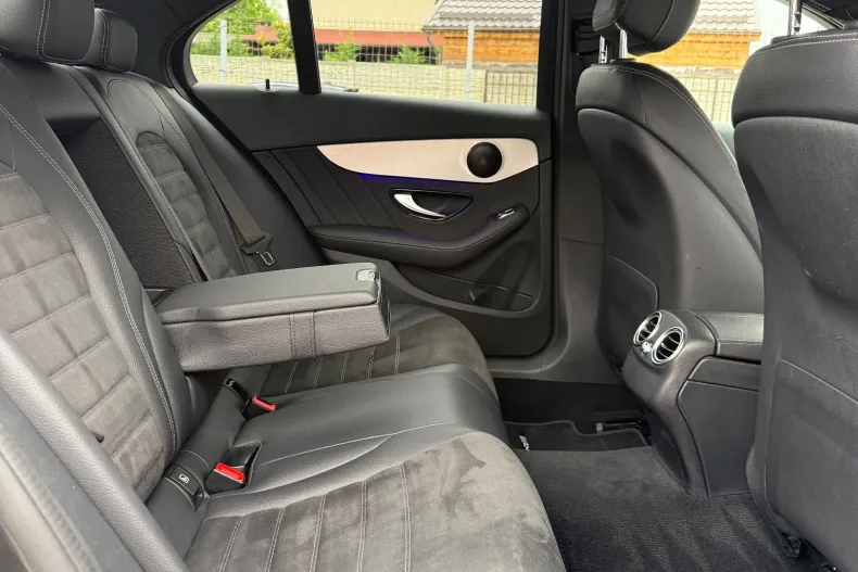 Mercedes-Benz C 200 (Clasa C) din 2021 cu 141.140 km - oferta MER219564 - foto 13