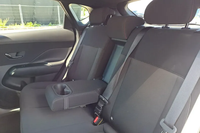 Hyundai Kona din 2026 cu 5 km - oferta HYU219567 - foto 13