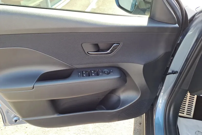 Hyundai Kona din 2026 cu 5 km - oferta HYU219567 - foto 14