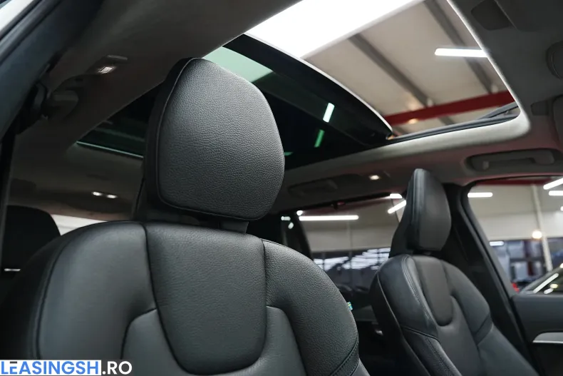 Volvo XC90 din 2022 cu 102.000 km - oferta VOL219577 - foto 8
