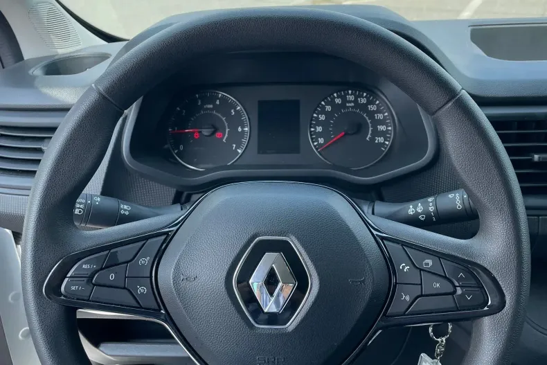 Renault Trafic din 2024 cu 74.421 km - oferta REN219587 - foto 9