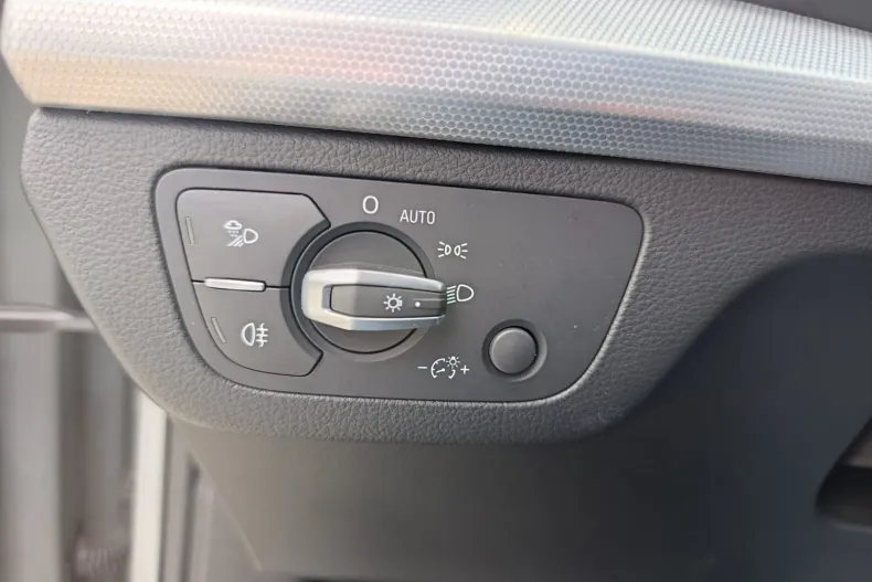 Audi Q5 Sportback din 2021 cu 59.164 km - oferta AUD219591 - foto 32