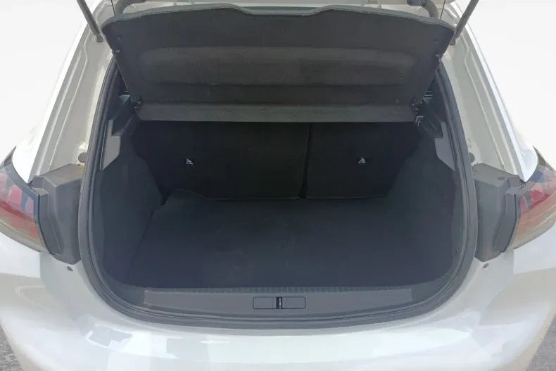 Peugeot 208 din 2023 cu 90.391 km - oferta PEU219593 - foto 12