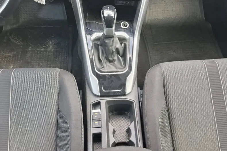 Volkswagen T-Roc din 2023 cu 103.763 km - oferta VOL219594 - foto 24