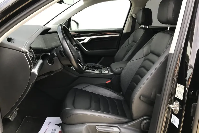 Volkswagen Touareg din 2022 cu 127.000 km - oferta VOL219597 - foto 13