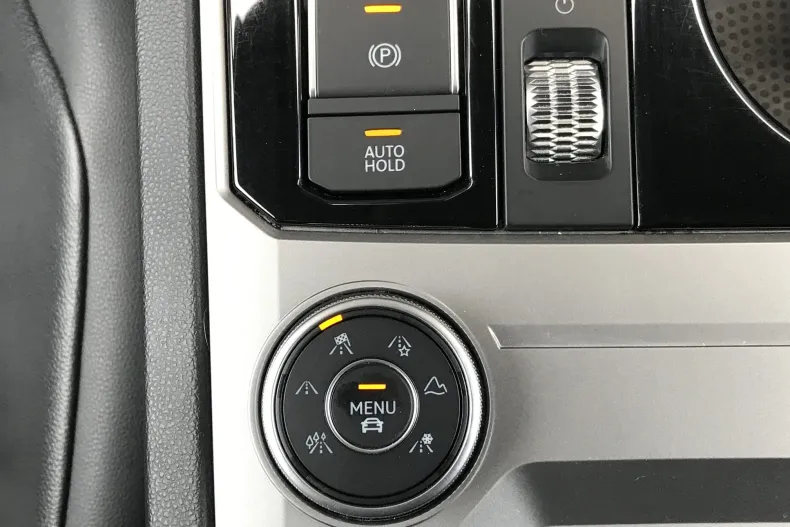 Volkswagen Touareg din 2022 cu 127.000 km - oferta VOL219597 - foto 33
