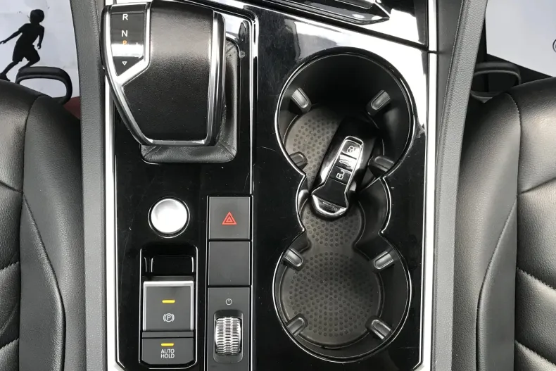 Volkswagen Touareg din 2022 cu 127.000 km - oferta VOL219597 - foto 34