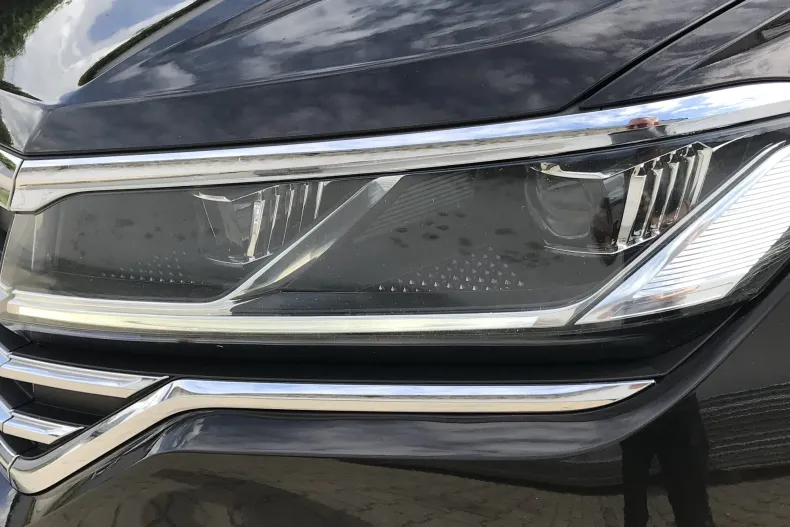Volkswagen Touareg din 2022 cu 127.000 km - oferta VOL219597 - foto 39