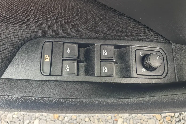 Skoda Kamiq din 2024 cu 14.300 km - oferta SKO219604 - foto 31