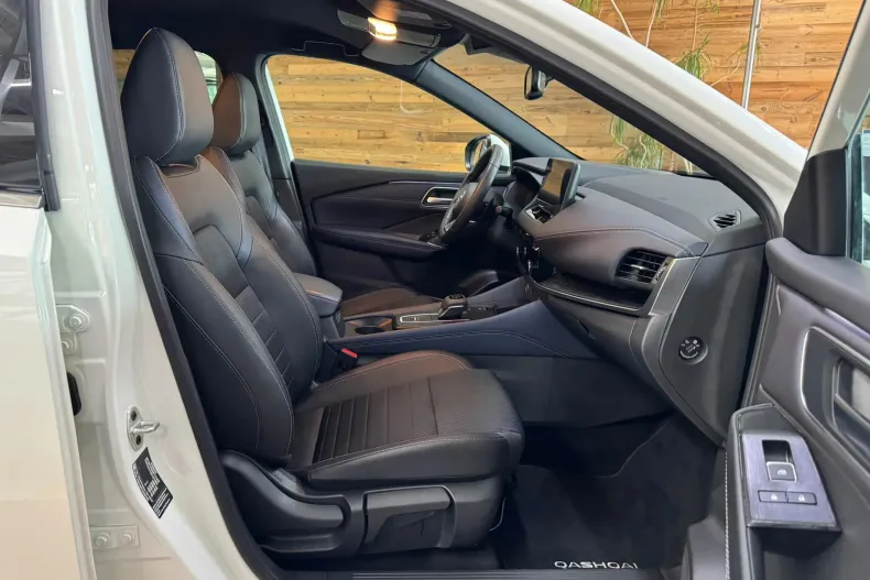 Nissan Qashqai din 2024 cu 36.678 km - oferta NIS219605 - foto 12