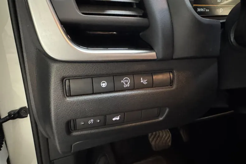 Nissan Qashqai din 2024 cu 36.678 km - oferta NIS219605 - foto 17
