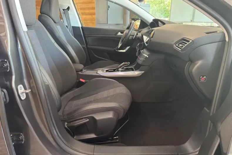 Peugeot 308 din 2021 cu 34.500 km - oferta PEU219609 - foto 12