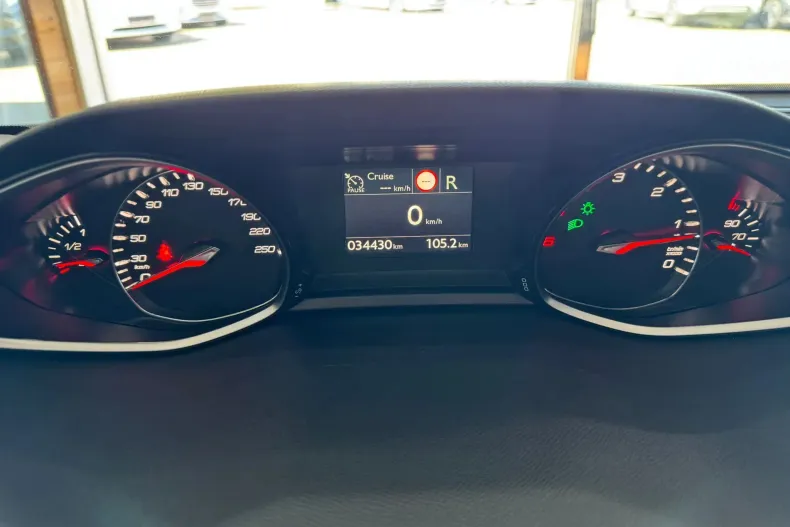Peugeot 308 din 2021 cu 34.500 km - oferta PEU219609 - foto 15