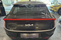 Kia EV6 din 2023 cu 73.388 km - oferta KIA219610 - foto 5
