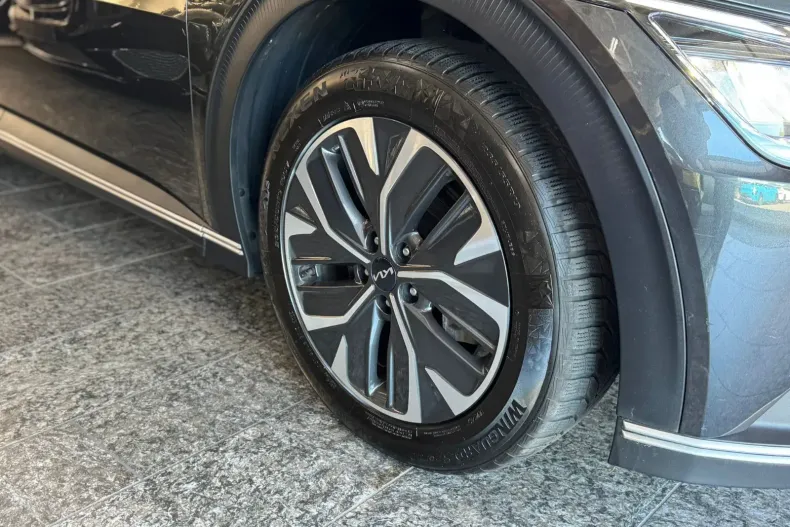 Kia EV6 din 2023 cu 73.388 km - oferta KIA219610 - foto 7