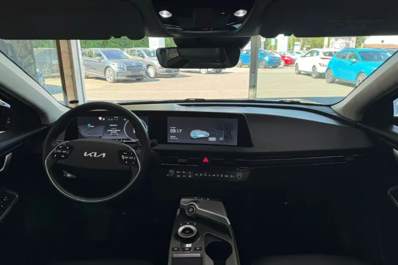 Kia EV6 din 2023 cu 73.388 km - oferta KIA219610 - foto 11