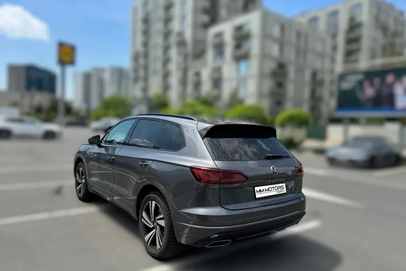 Volkswagen Touareg din 2021 cu 89.000 km - oferta VOL219612 - foto 3