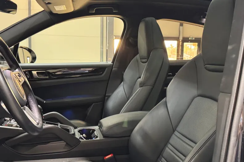 Porsche Cayenne din 2021 cu 36.887 km - oferta POR219613 - foto 31