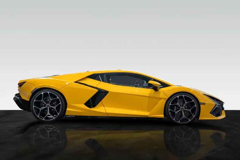 Lamborghini Revuelto din 2024 cu 3.050 km - oferta LAM219616 - foto 6