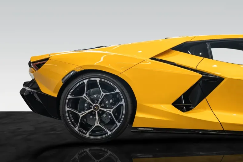 Lamborghini Revuelto din 2024 cu 3.050 km - oferta LAM219616 - foto 9