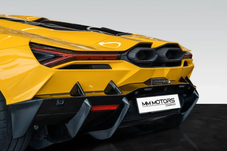 Lamborghini Revuelto din 2024 cu 3.050 km - oferta LAM219616 - foto 13
