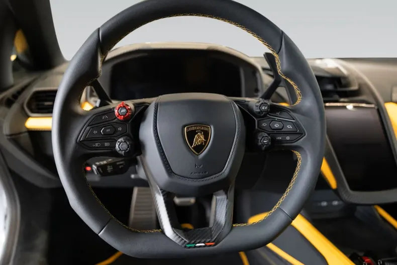 Lamborghini Revuelto din 2024 cu 3.050 km - oferta LAM219616 - foto 20