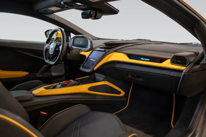 Lamborghini Revuelto din 2024 cu 3.050 km - oferta LAM219616 - foto 26