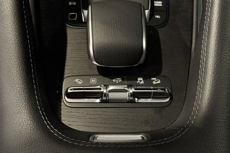 Mercedes-Benz GLS (Clasa GLS) din 2025 cu 6.000 km - oferta MER219621 - foto 22