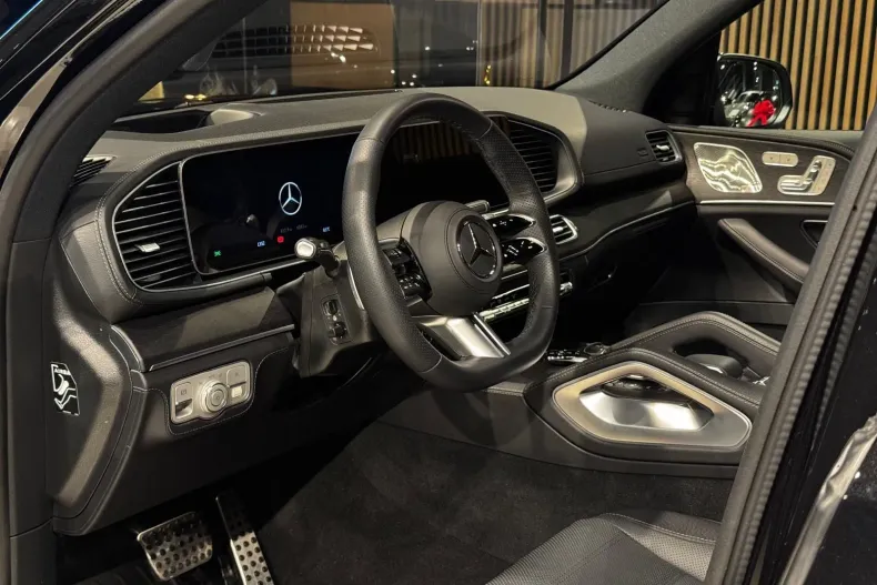 Mercedes-Benz GLS (Clasa GLS) din 2025 cu 6.000 km - oferta MER219621 - foto 25