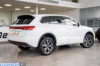 Volkswagen Touareg din 2024 cu 76.489 km - oferta VOL219630 - foto 15