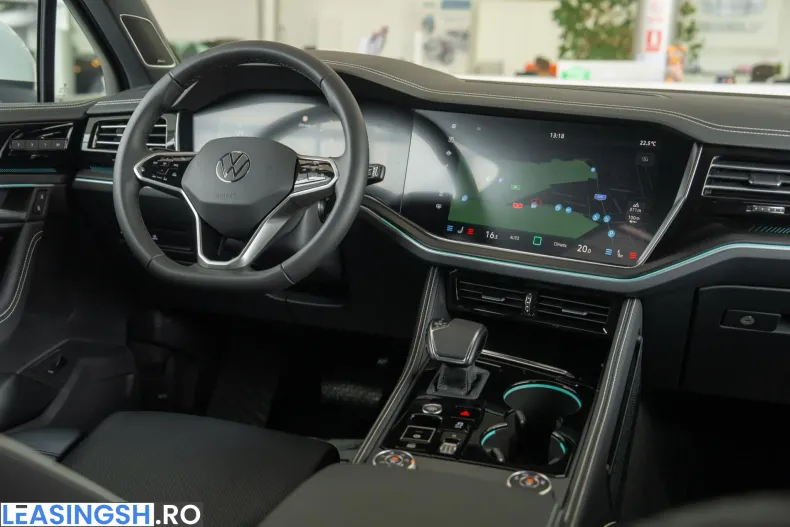 Volkswagen Touareg din 2024 cu 76.489 km - oferta VOL219630 - foto 22