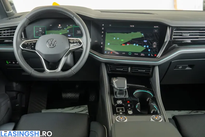 Volkswagen Touareg din 2024 cu 76.489 km - oferta VOL219630 - foto 23