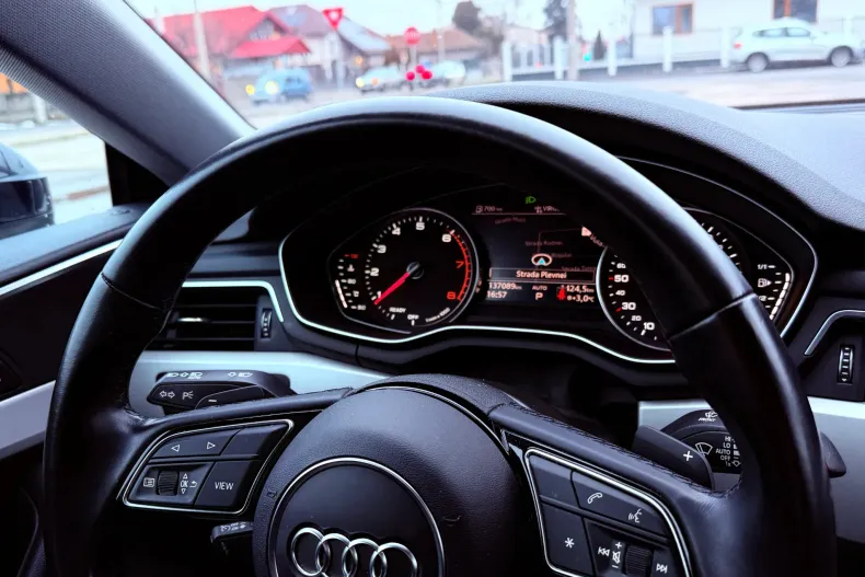 Audi A5 Sportback din 2021 cu 137.026 km - oferta AUD219639 - foto 10