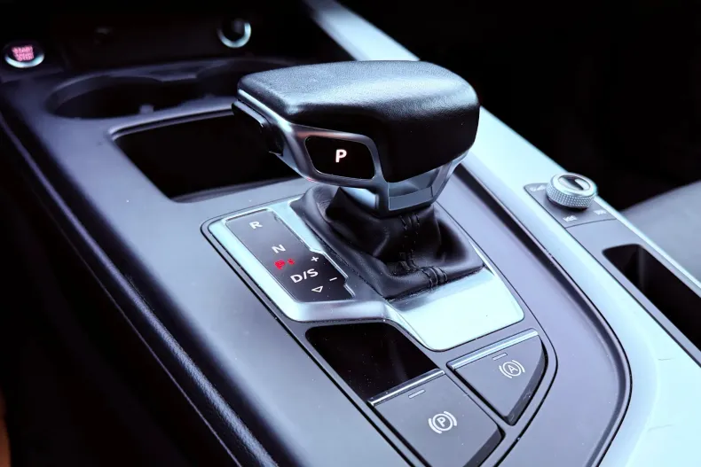 Audi A5 Sportback din 2021 cu 137.026 km - oferta AUD219639 - foto 12