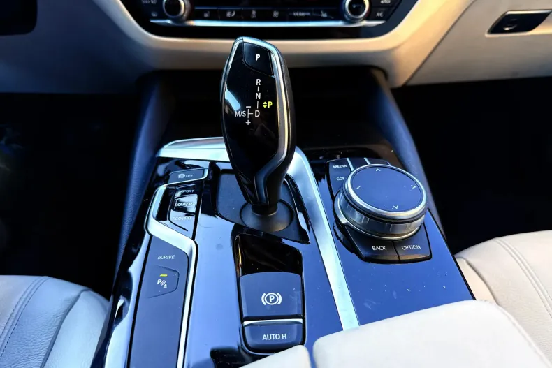 BMW 530e (Seria 5) din 2020 cu 108.063 km - oferta BMW219640 - foto 17