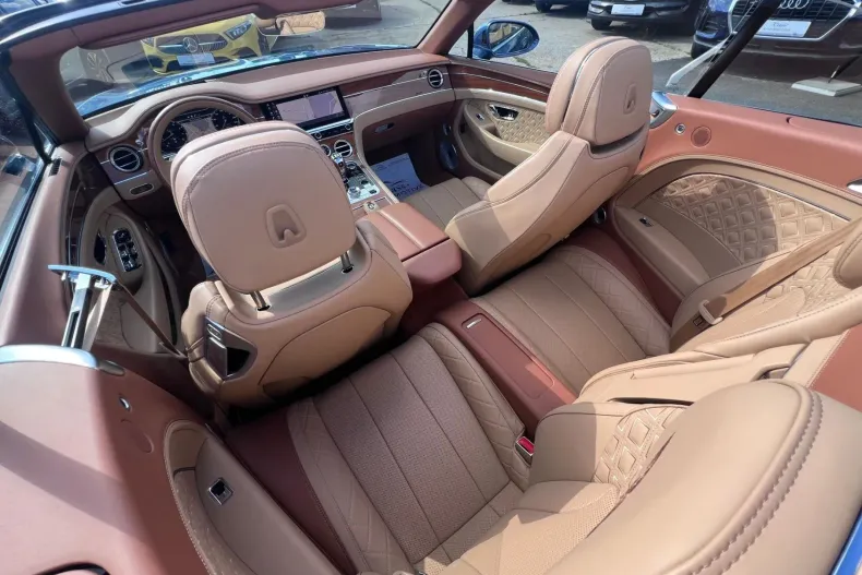 Bentley Continental din 2023 cu 11.700 km - oferta BEN219642 - foto 18