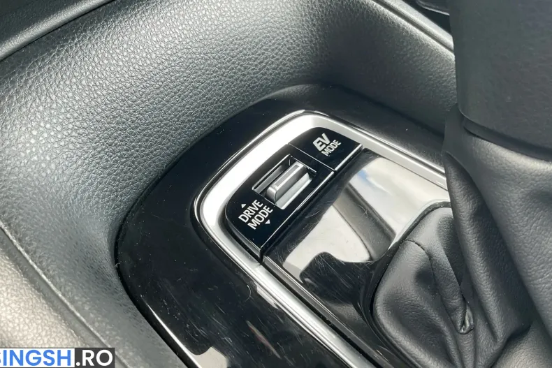 Toyota Corolla din 2025 cu 9.418 km - oferta TOY219656 - foto 33