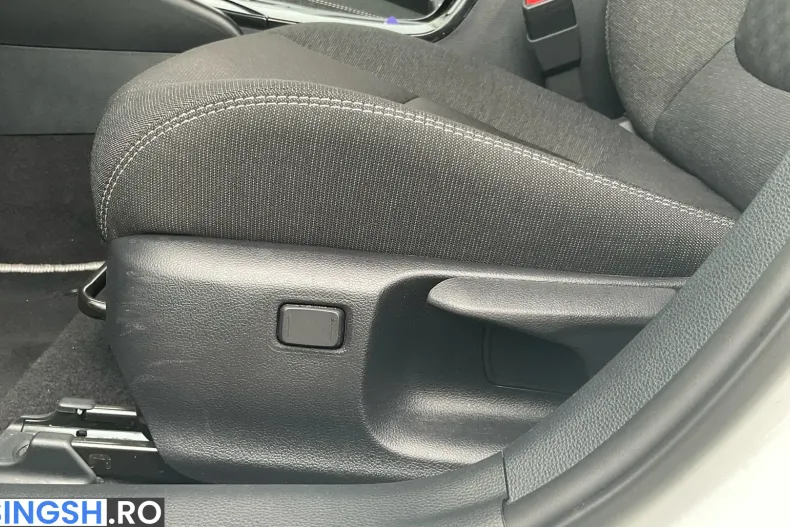 Toyota Corolla din 2025 cu 11.497 km - oferta TOY219657 - foto 33
