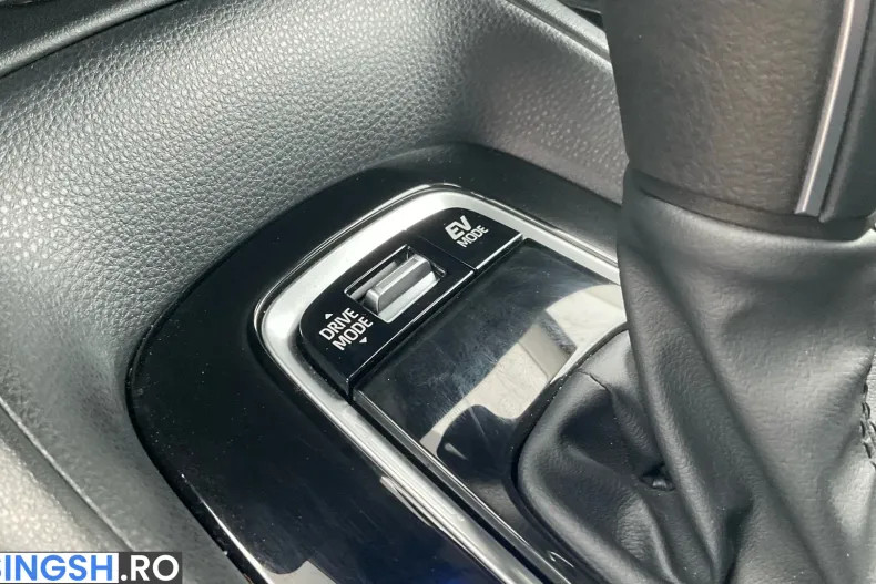Toyota Corolla din 2025 cu 11.497 km - oferta TOY219657 - foto 36