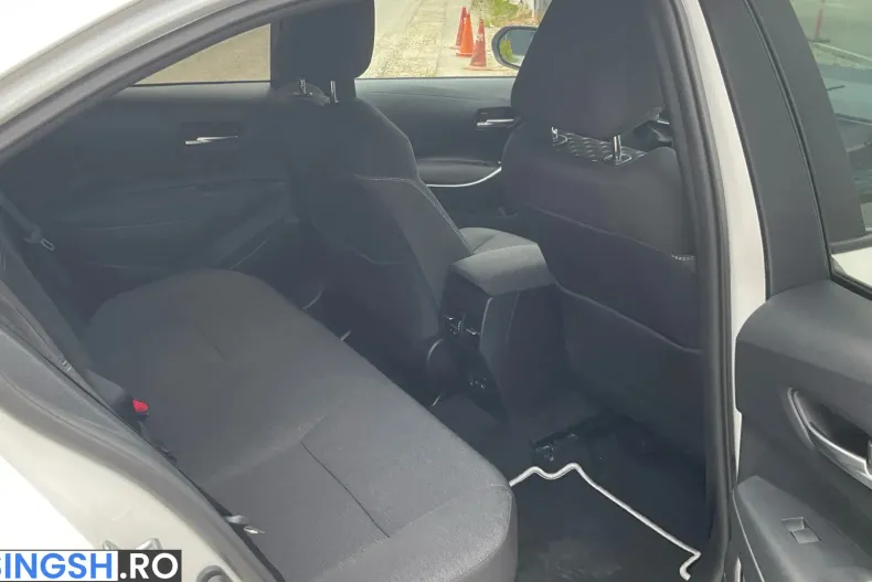 Toyota Corolla din 2025 cu 12.616 km - oferta TOY219659 - foto 7