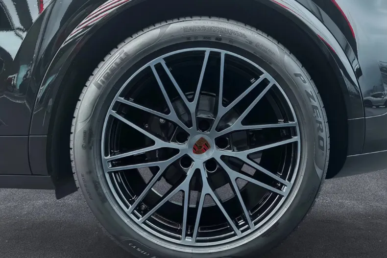 Porsche Cayenne din 2026 cu 15.000 km - oferta POR219662 - foto 9