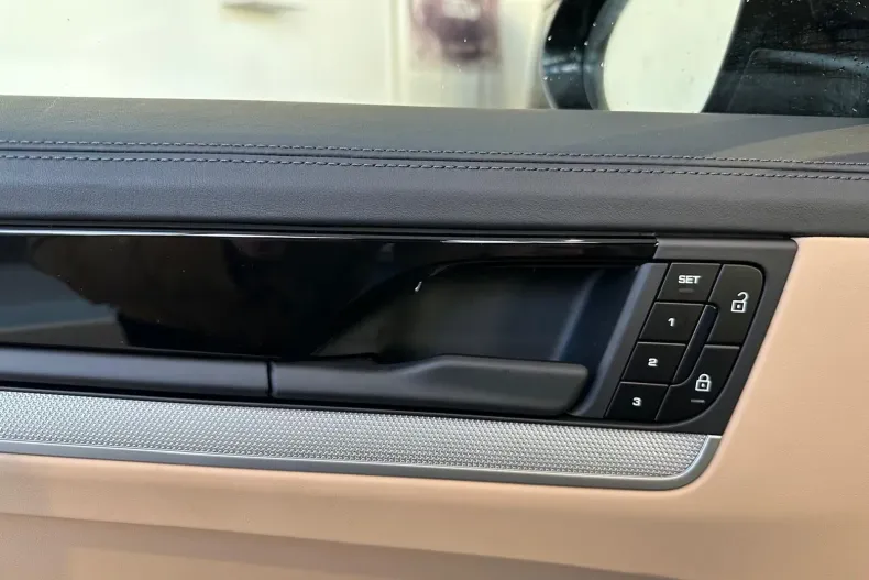 Porsche Cayenne Coupe din 2026 cu 1 km - oferta POR219664 - foto 8