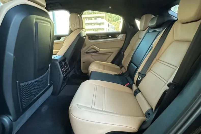 Porsche Cayenne Coupe din 2026 cu 1 km - oferta POR219664 - foto 16