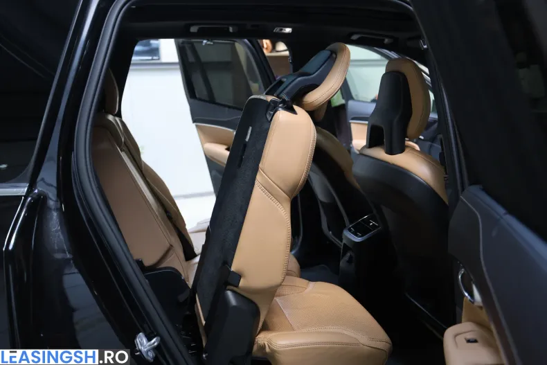 Volvo XC90 din 2021 cu 159.000 km - oferta VOL219669 - foto 15