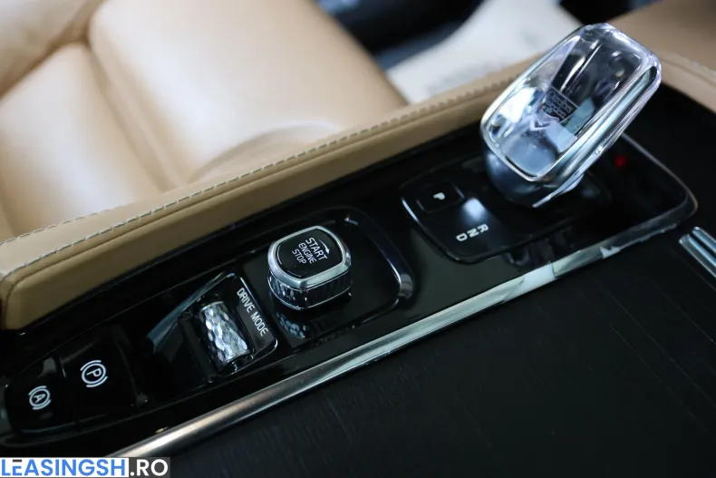 Volvo XC90 din 2021 cu 159.000 km - oferta VOL219669 - foto 20