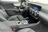 Mercedes-Benz A 200 (Clasa A) din 2024 cu 19.277 km - oferta MER219677 - foto 13