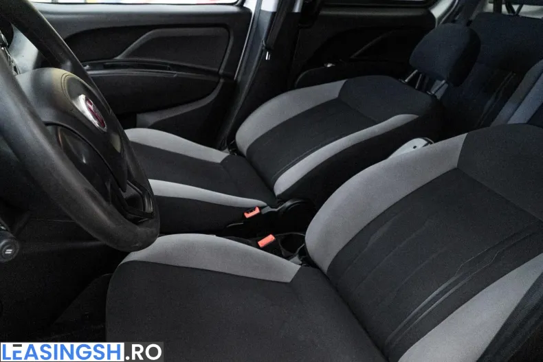Fiat Doblo din 2023 cu 120.000 km - oferta FIA219688 - foto 31
