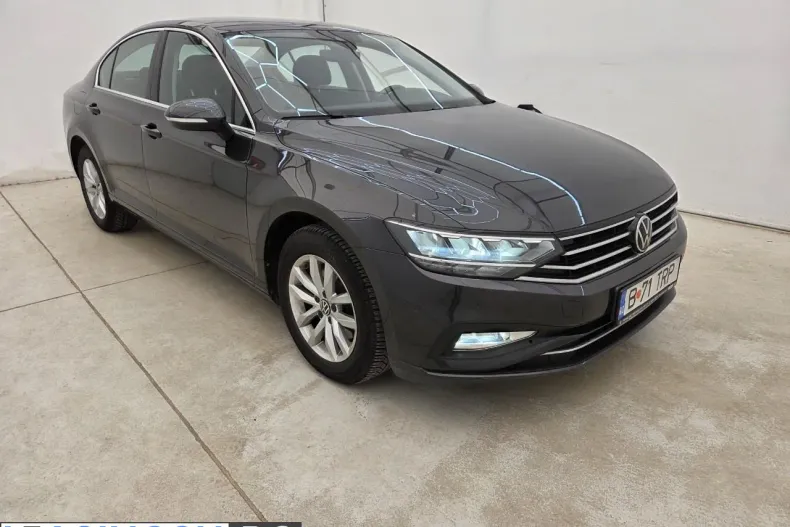 Volkswagen Passat din 2021 cu 78.850 km - oferta VOL219702 - foto 2