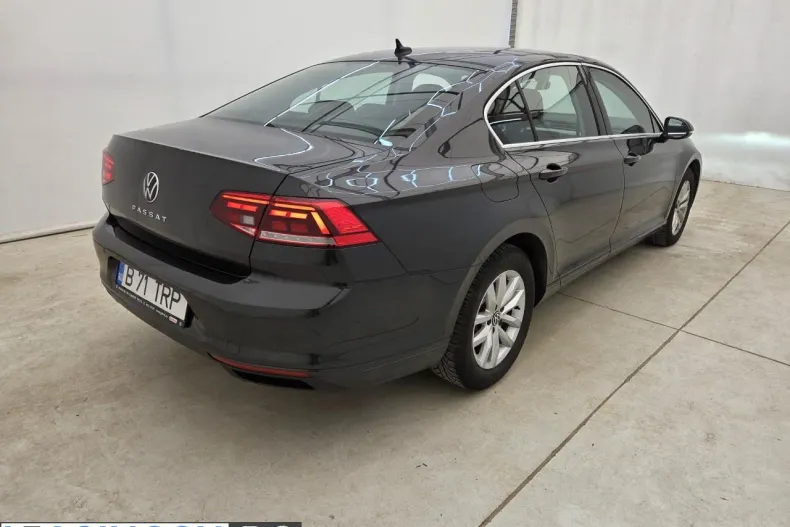 Volkswagen Passat din 2021 cu 78.850 km - oferta VOL219702 - foto 3