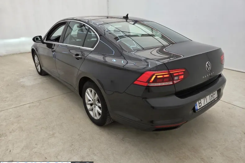 Volkswagen Passat din 2021 cu 78.850 km - oferta VOL219702 - foto 4